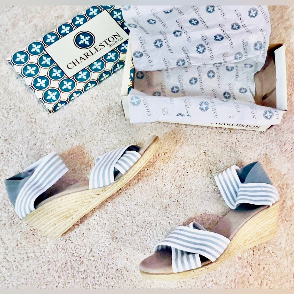 Charleston Espadrille Wedge Sandals (Size 8) **BRAND NEW IN BOX!!!🎁🆕😍👡**